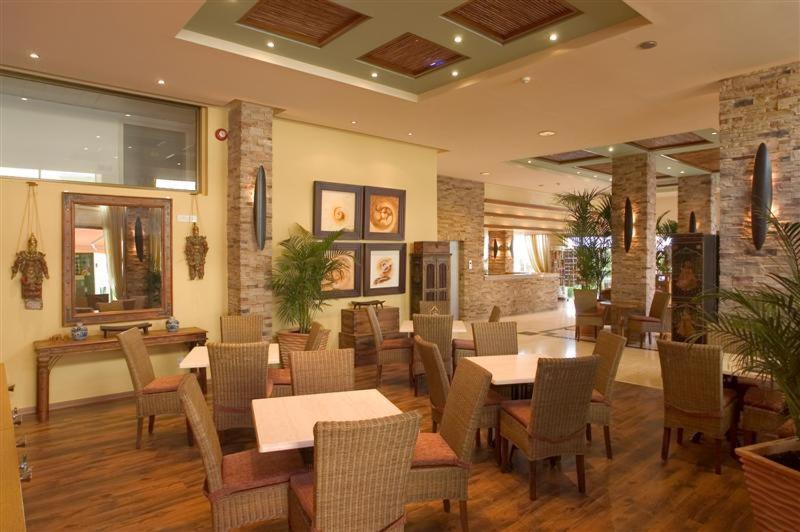 بروتاراس Alva Hotel Apartments المظهر الخارجي الصورة
