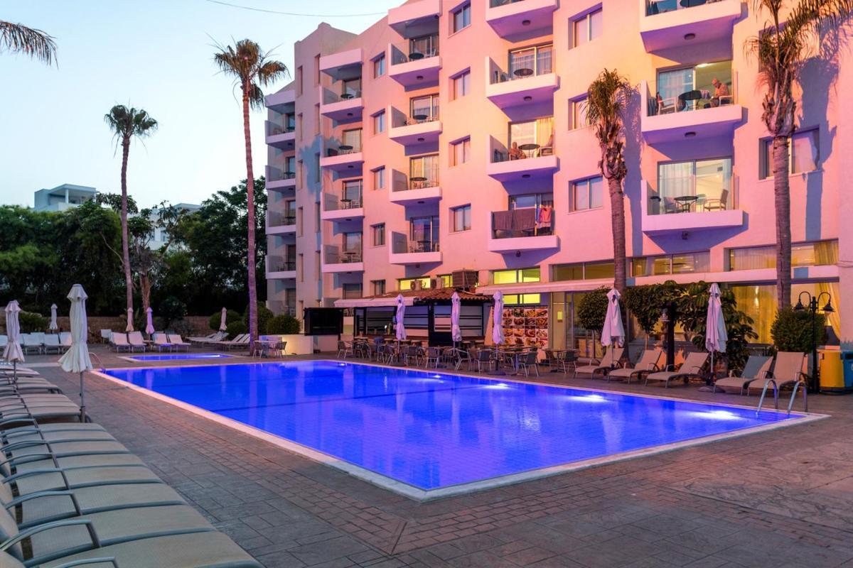 بروتاراس Alva Hotel Apartments المظهر الخارجي الصورة